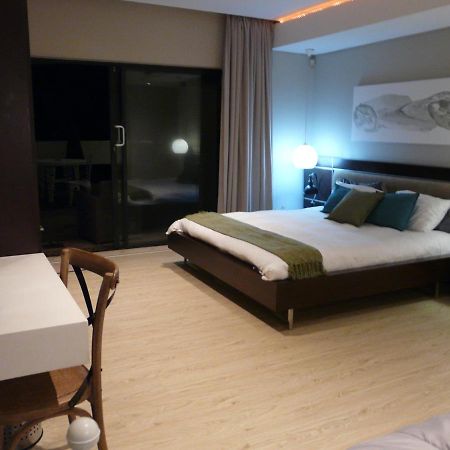 Hotel Laluxe à Durban Extérieur photo