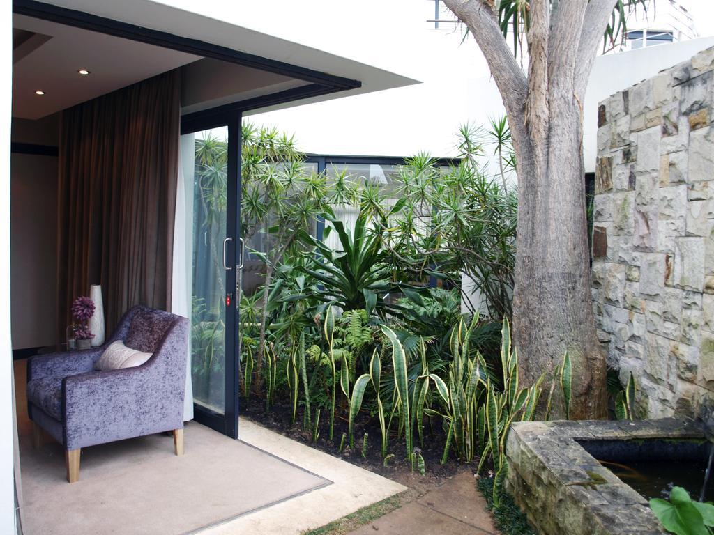 Hotel Laluxe à Durban Extérieur photo