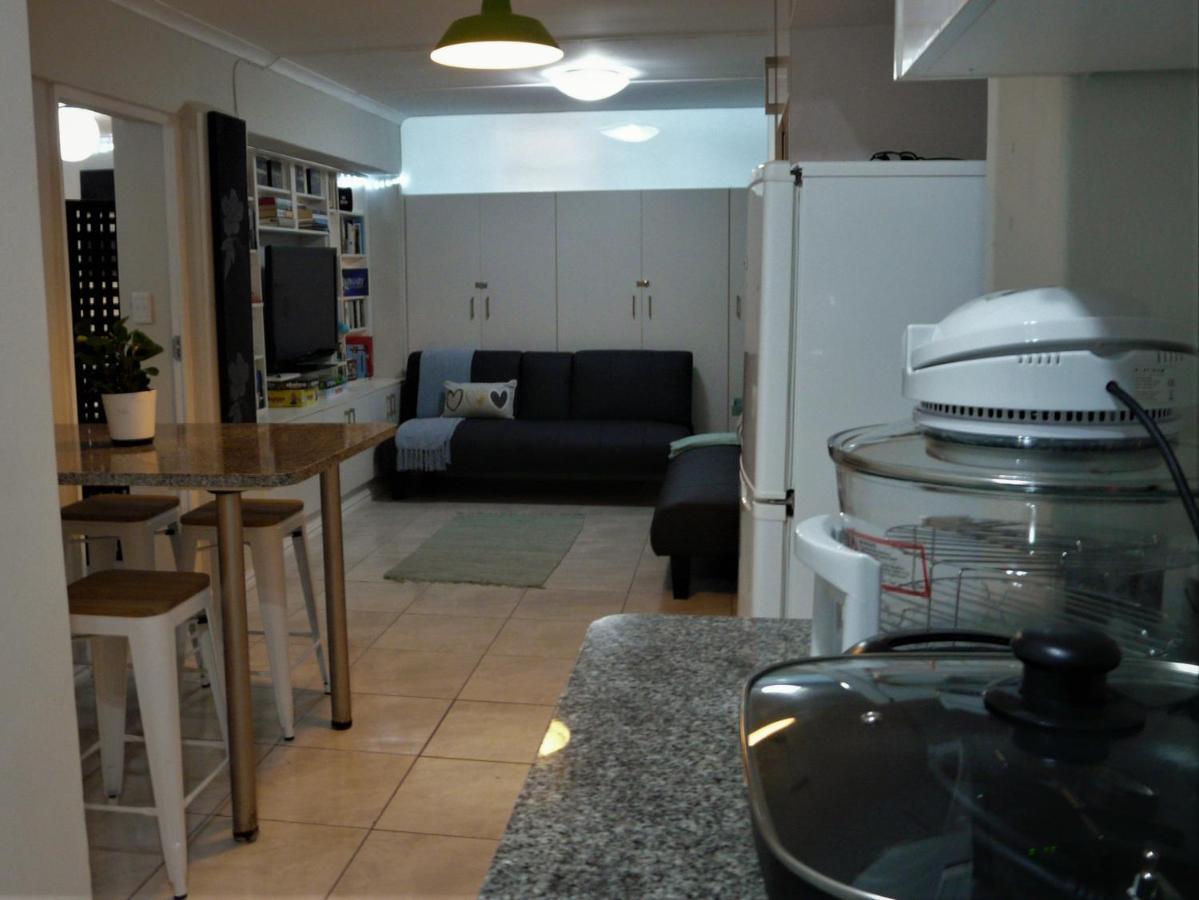 Hotel Laluxe à Durban Extérieur photo