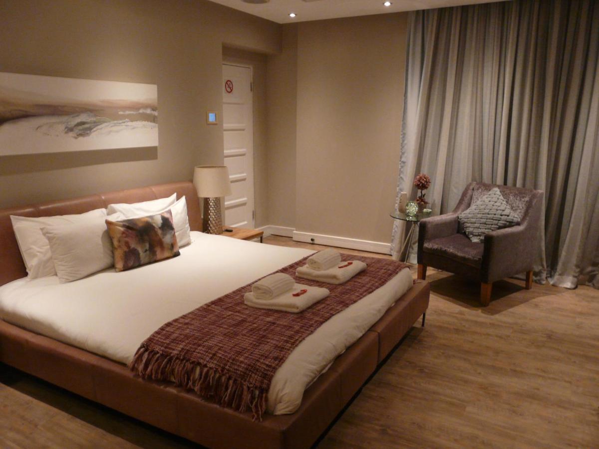 Hotel Laluxe à Durban Extérieur photo