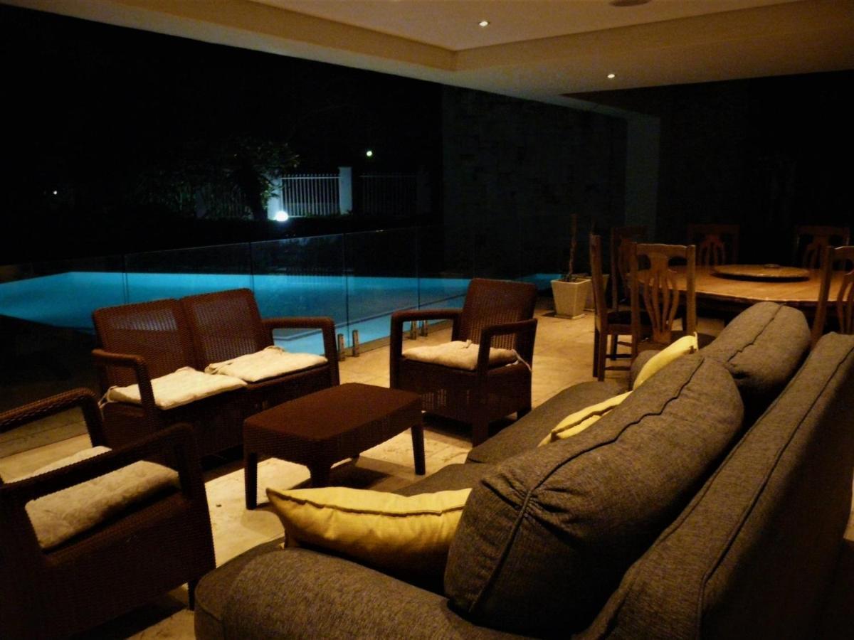 Hotel Laluxe à Durban Extérieur photo