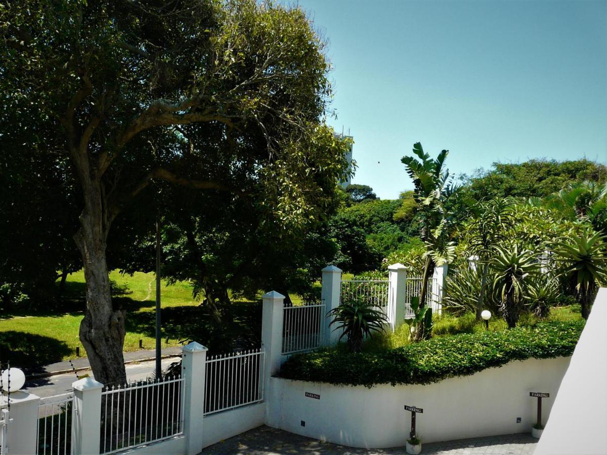 Hotel Laluxe à Durban Extérieur photo